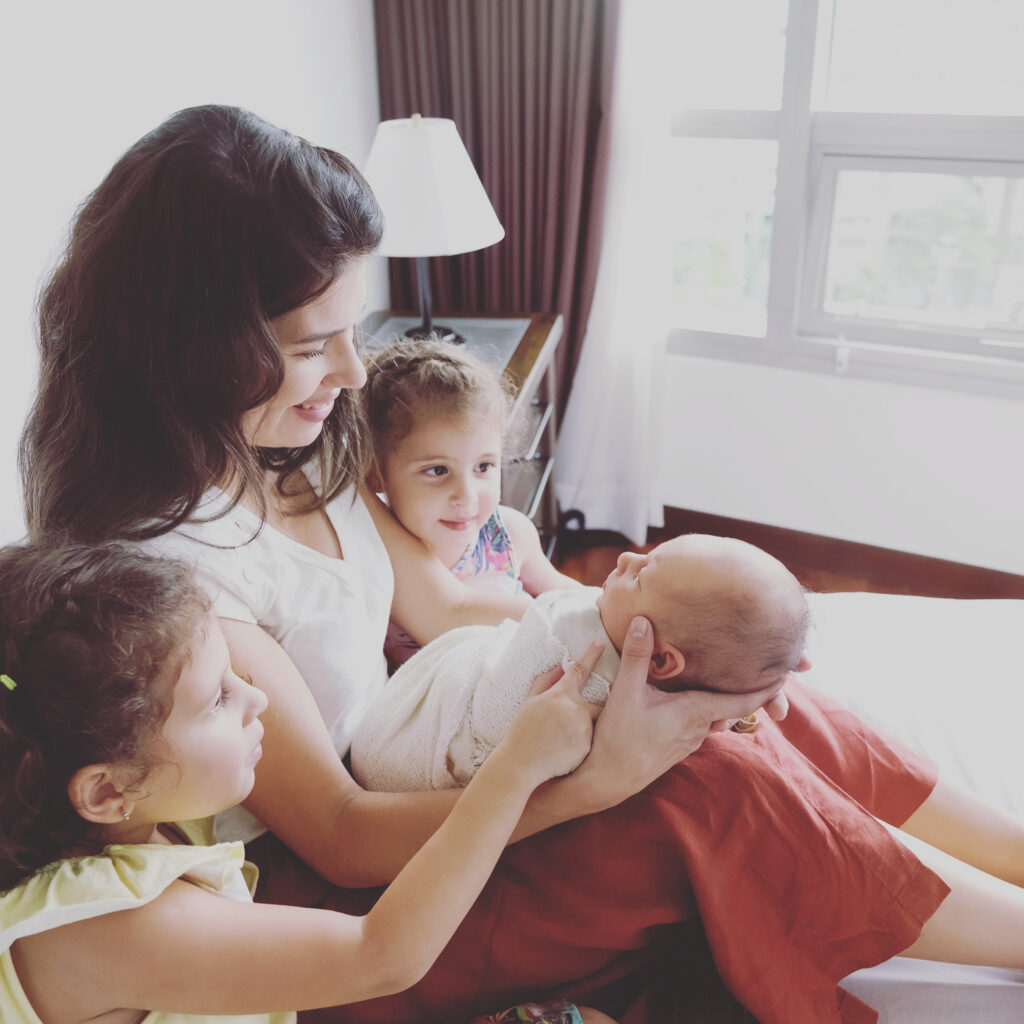 EEB619E3-EE3A-4501-BA49-4BC380607677